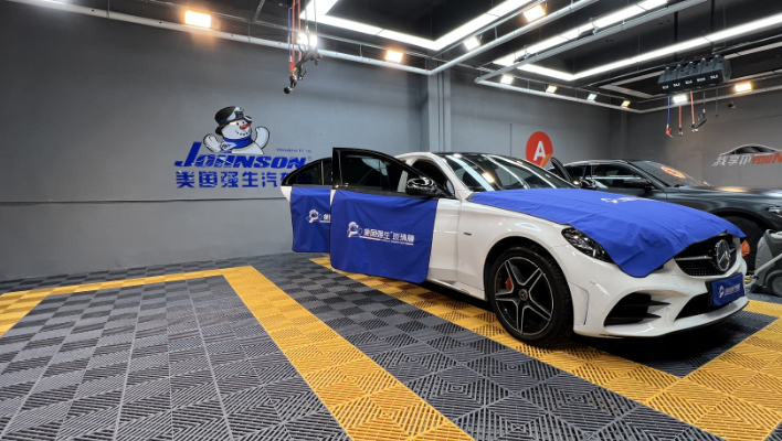 如何給自己的愛車挑選汽車貼膜？看完這篇就有答案了！